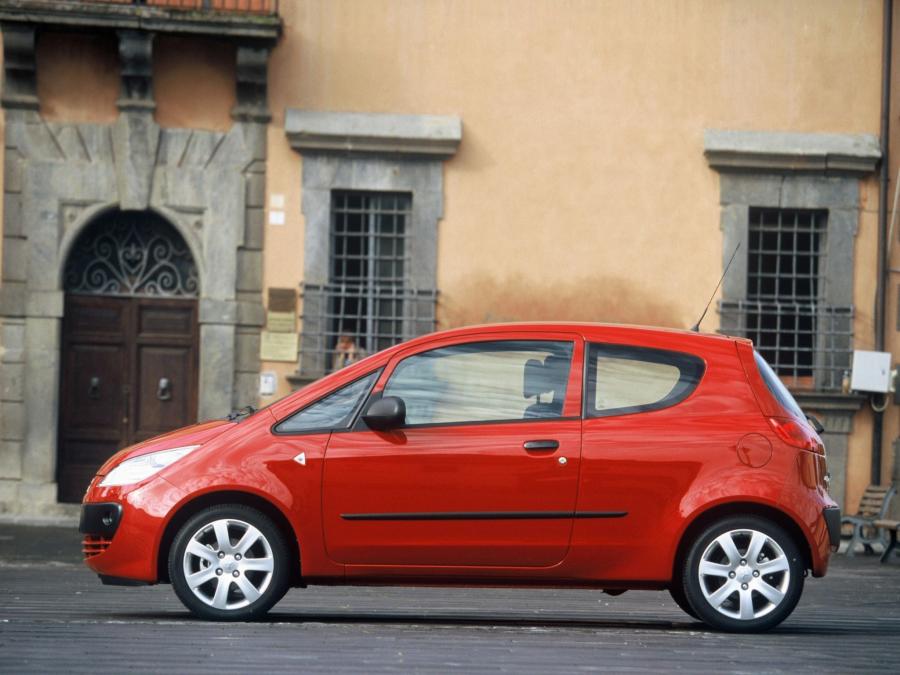  Mitsubishi Colt CZ3 2005 года  (фото 4 из 10)